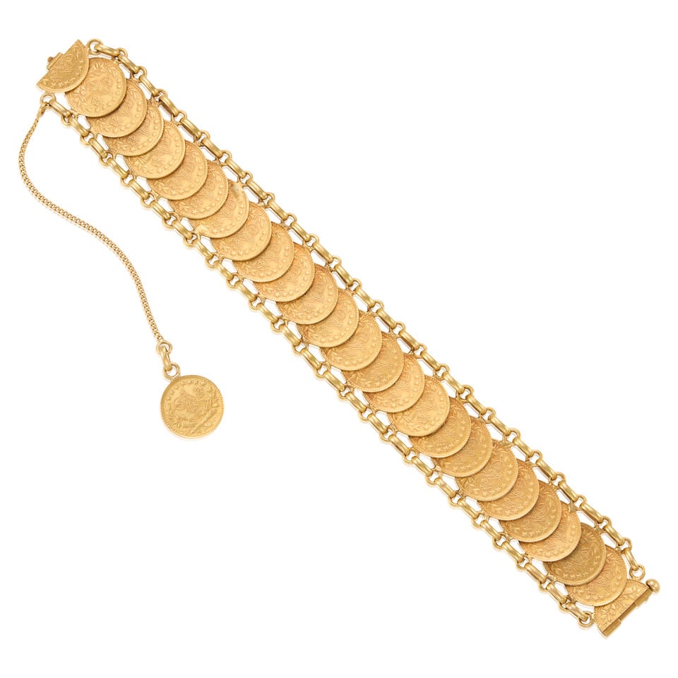 18K GOLD COIN BRACELET: 18K GOLD COIN BRACELET • 18k yellow gold • Length 7 1/4 in. • Estimated gross weight: 58.8 grams Footnotes: Overall condition, very good Metal tested for 18k gold Superficial wear