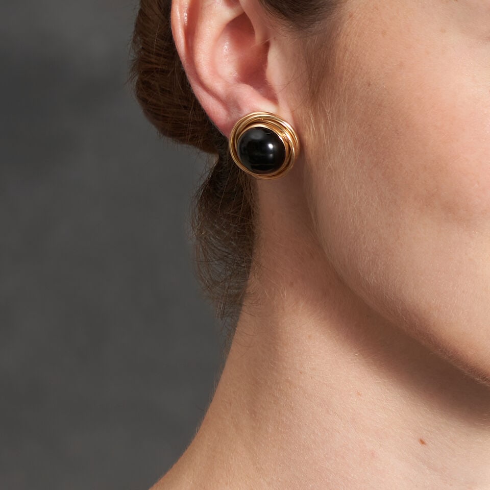 14K GOLD AND ONYX EARCLIPS - 2