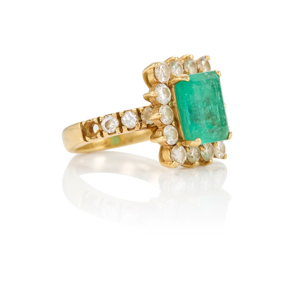 14K GOLD, EMERALD AND DIAMOND RING - 2