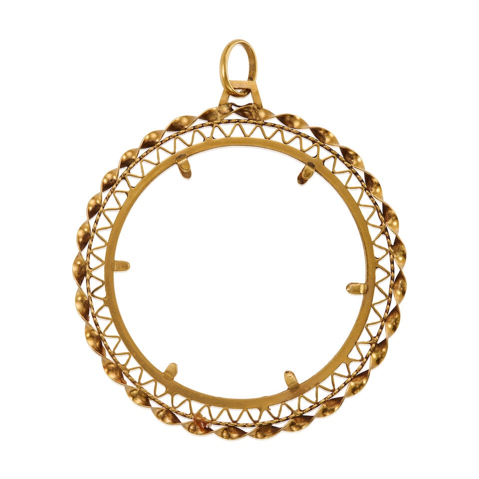 18K GOLD COIN FRAME PENDANT: 18K GOLD COIN FRAME PENDANT • 18K yellow gold • Measures 2 1/2 in. x 2 1/8 in. • Estimated gross weight: 8.8 grams Footnotes: Overall condition, very good Metal stamped and tested