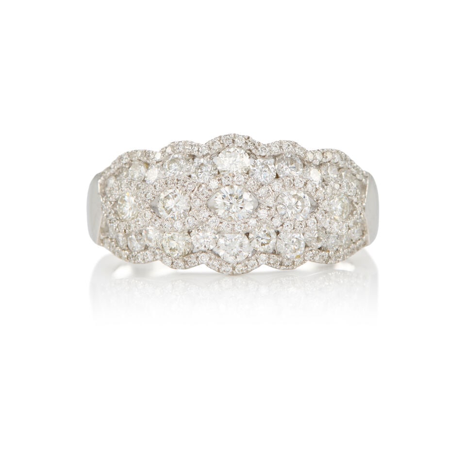 18K GOLD AND DIAMOND RING (1 of 2)