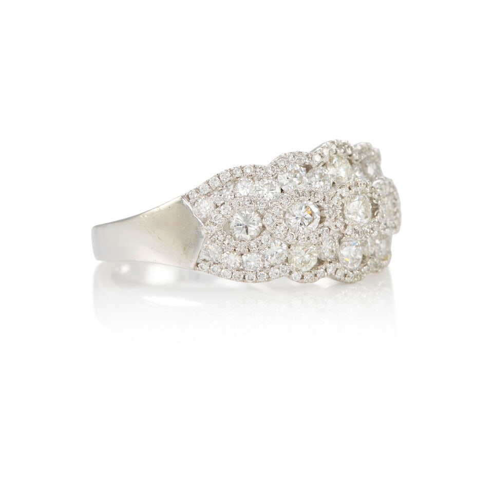 18K GOLD AND DIAMOND RING - 2