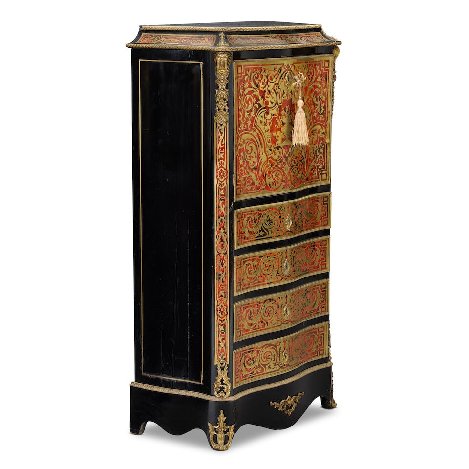 A French early 20th century ebonised, gilt metal mounted, red stained tortoiseshell and cut bras... - 2