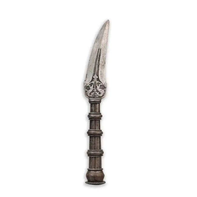 A steel spearhead (sang) Tanjore or Mysore, 16th-17th Century: A steel spearhead (sang) Tanjore or Mysore, 16th-17th Century the double-edged steel blade of curved form with raised spine and two chiselled fullers intersecting a pair of confronting quadrupeds at t