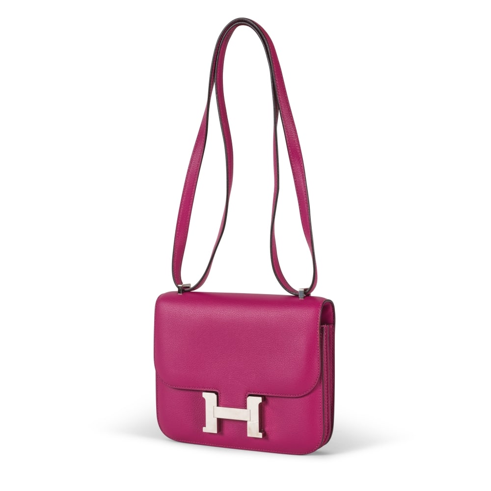 Hermès Paris, année 2018. Sac Mini Constance en veau Evercolor anemone. Hermès Pa...: Hermès Paris, année 2018. Sac Mini Constance en veau Evercolor anemone. Hermès Paris, year 2018. Mini Constance bag in Evercolor anemone calfskin. Condition grade: A. 18 x 15,5 x 4 cm. 