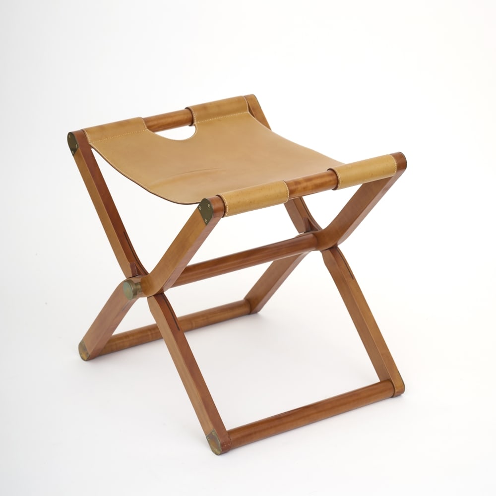 Hermès Paris. Tabouret pliant Pippa en poirier et cuir de vache naturelle. Hermès Pari... (1 of 1)