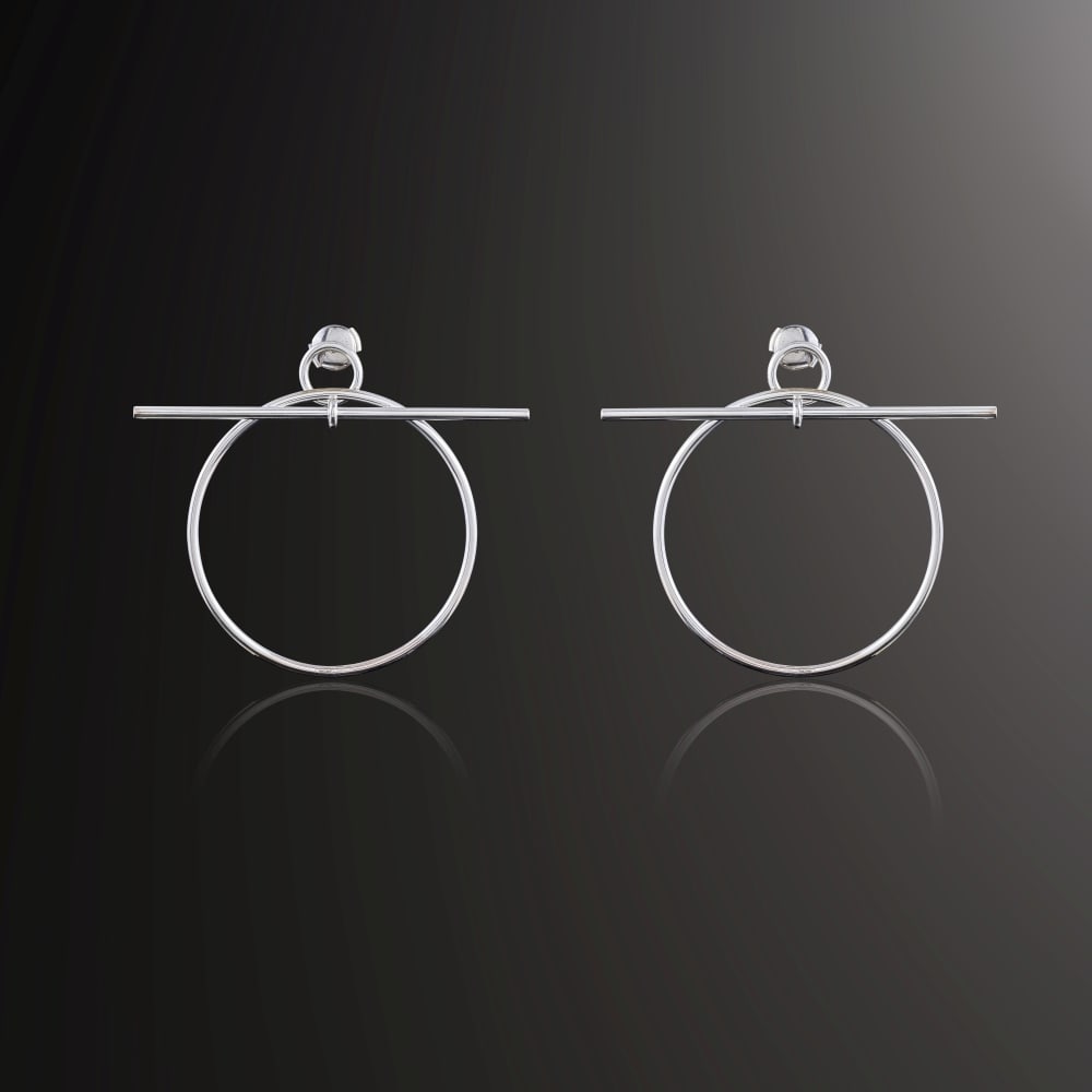 Hermès Paris. Boucles d'oreilles Loop MM en argent 925 °/°°. Hermès Par...: Hermès Paris. Boucles d'oreilles Loop MM en argent 925 °/°°. Hermès Paris. Loop M earrings in 925 sterling silver. Moyen Modèle. Poids/Weight total: 11,60 gr . Heuteur/he