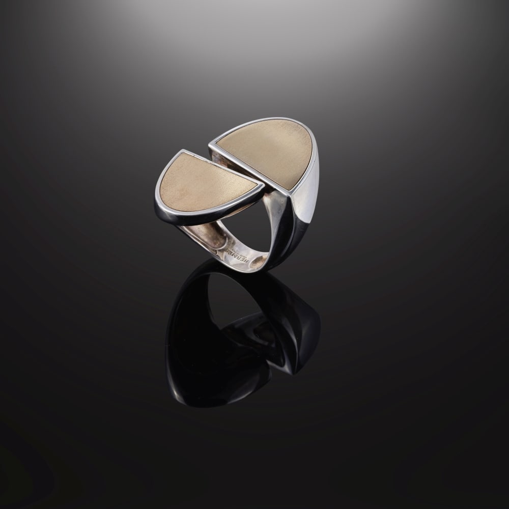 Hermès Paris. Bague Chaine d'ancre Initiale en argent 925 °/°° et or rose 75... (1 of 1)