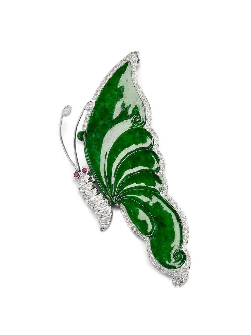 JADEITE, GEM-SET AND DIAMOND 'BUTTERFLY' BROOCH: JADEITE, GEM-SET AND DIAMOND 'BUTTERFLY' BROOCH 天然翡翠配彩色寶石及鑽石「蝴蝶」別針 Certifi