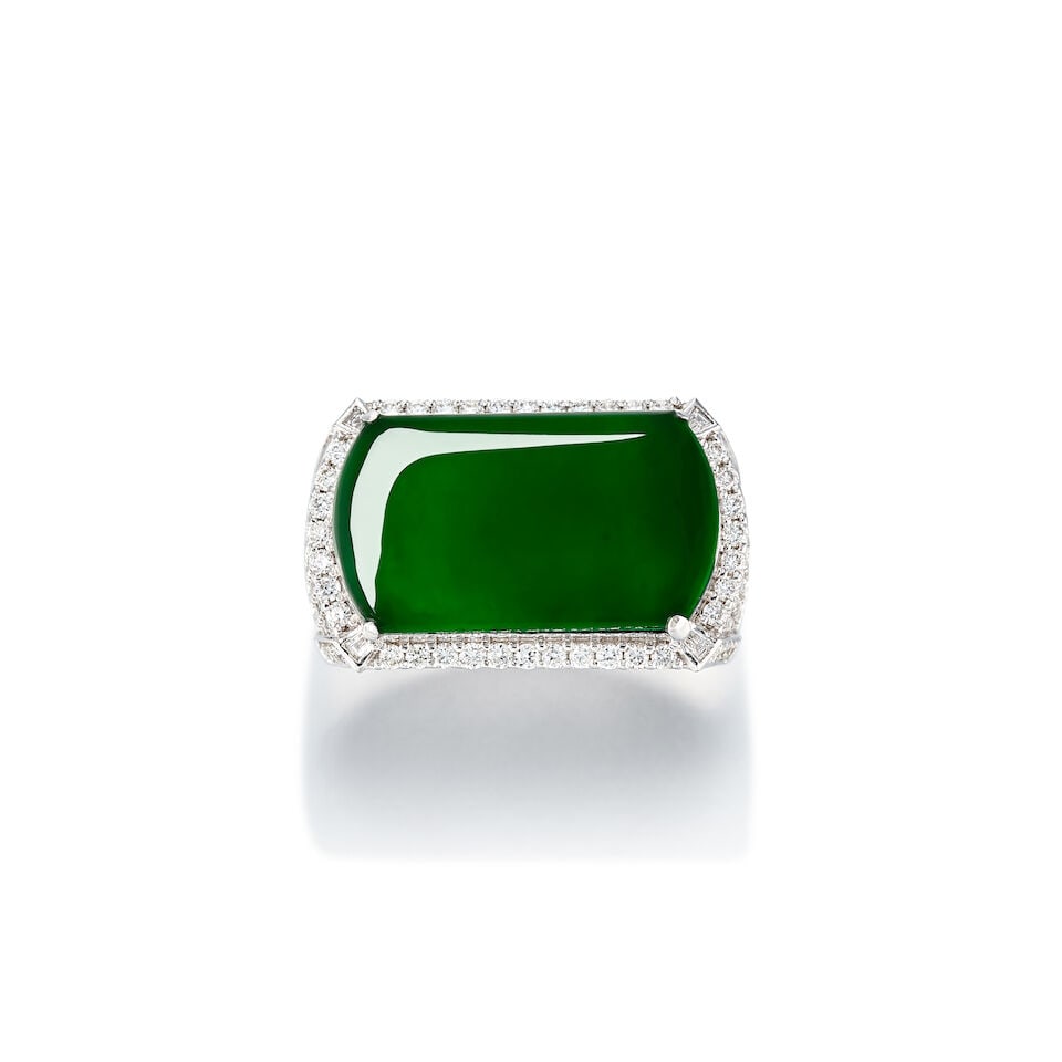 JADEITE AND DIAMOND RING: JADEITE AND DIAMOND RING 天然翡翠配鑽石戒指 Certificate: HKJSL, jadeite, natural, type A (SJ 252642, 24 February 2026) Jadeite: approx. 20.01 x 11