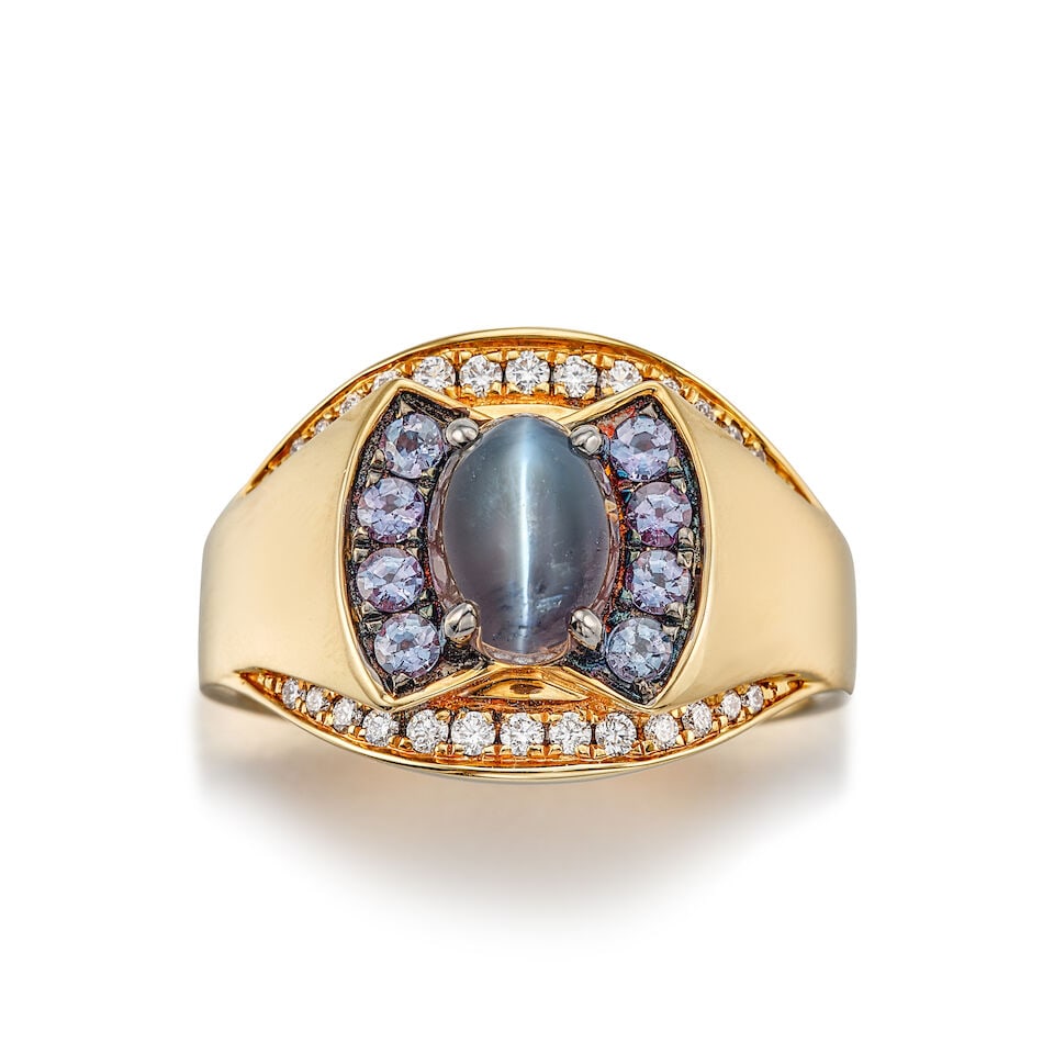CAT'S EYE ALEXANDRITE CHRYSOBERYL, ALEXANDRITE CHRYSOBERYL AND DIAMOND RING (1 of 4)