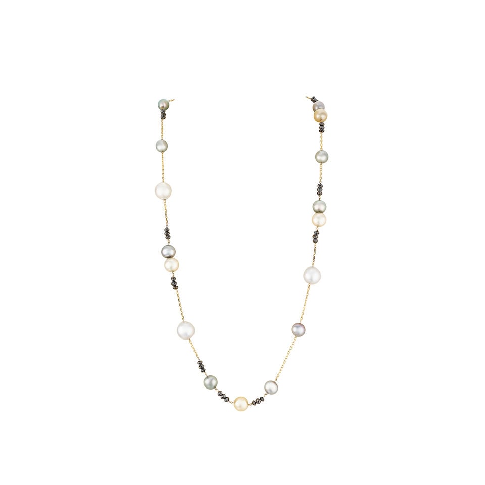 CULTURED PEARL AND BLACK DIAMOND LONG NECKLACE: CULTURED PEARL AND BLACK DIAMOND LONG NECKLACE 養殖珍珠配黑色鑽石項鍊 Cultured pearls: 16pcs, approx. 12.80 - 9.05mm Black diamonds: