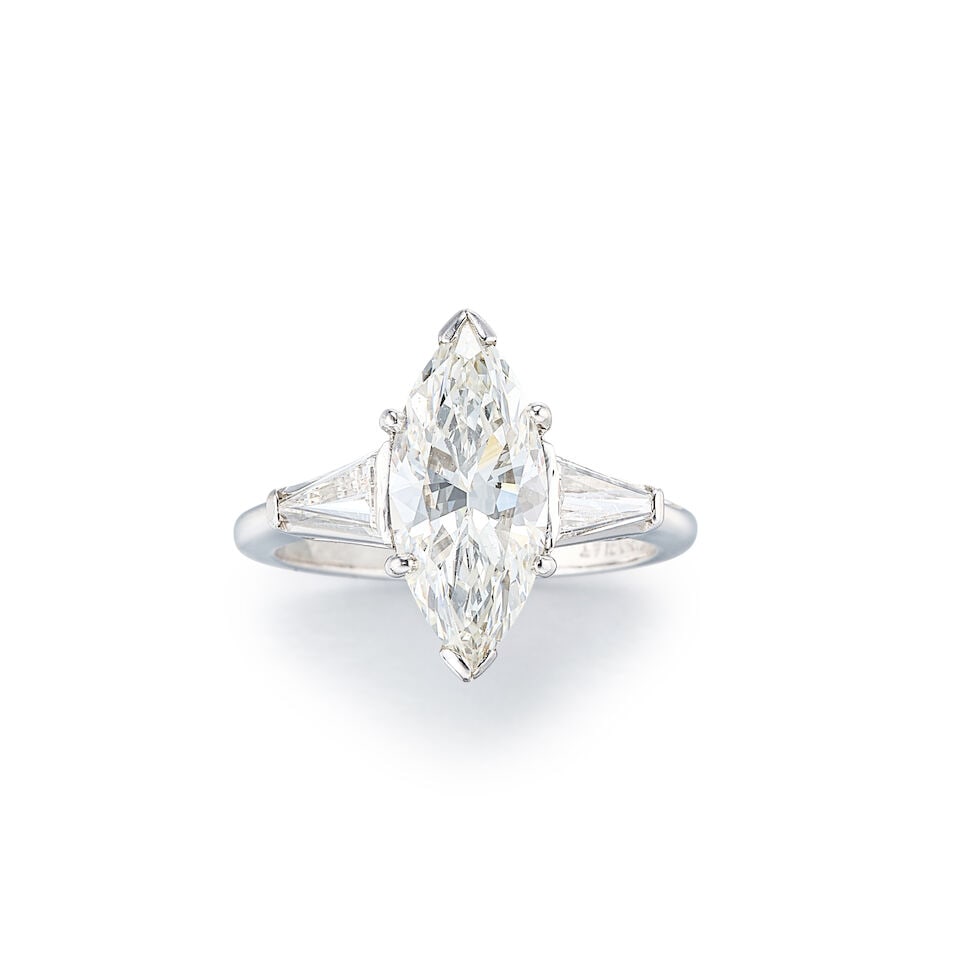 DIAMOND RING: DIAMOND RING 2.51克拉I色VS2淨度鑽石戒指 Certificate: GIA, diamond, 2.51cts, I, VS2 (3545935274, 8 April 2026) Metal: platinum Ring size: 6 Gross