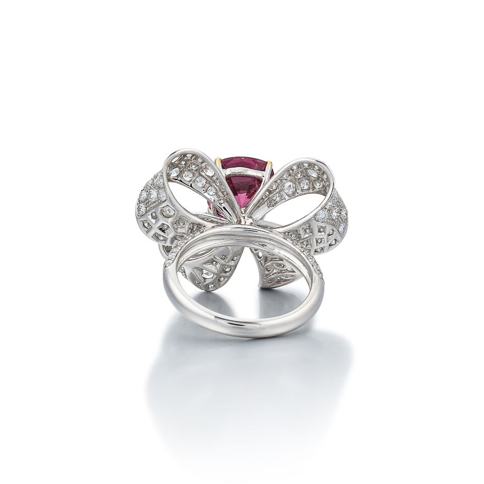 SPINEL AND DIAMOND RING - 3