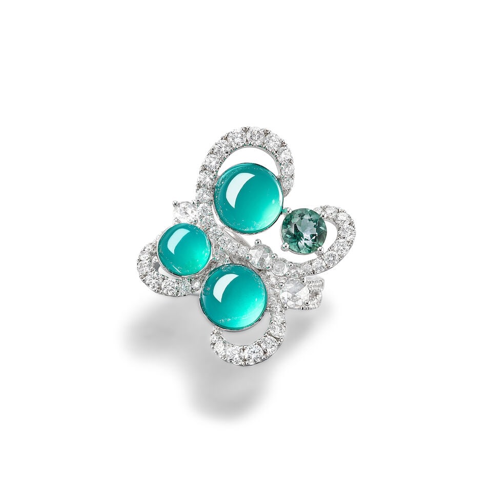 CHALCEDONY, GEM-SET AND DIAMOND RING: CHALCEDONY, GEM-SET AND DIAMOND RING 玉髓配碧璽及鑽石戒指 Chalcedonies: stamped 5.49cts Diamonds: stamped 1.67cts Metal: 18 karat white
