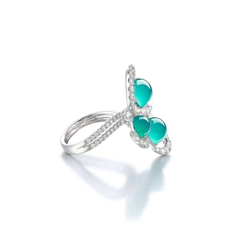 CHALCEDONY, GEM-SET AND DIAMOND RING - 2