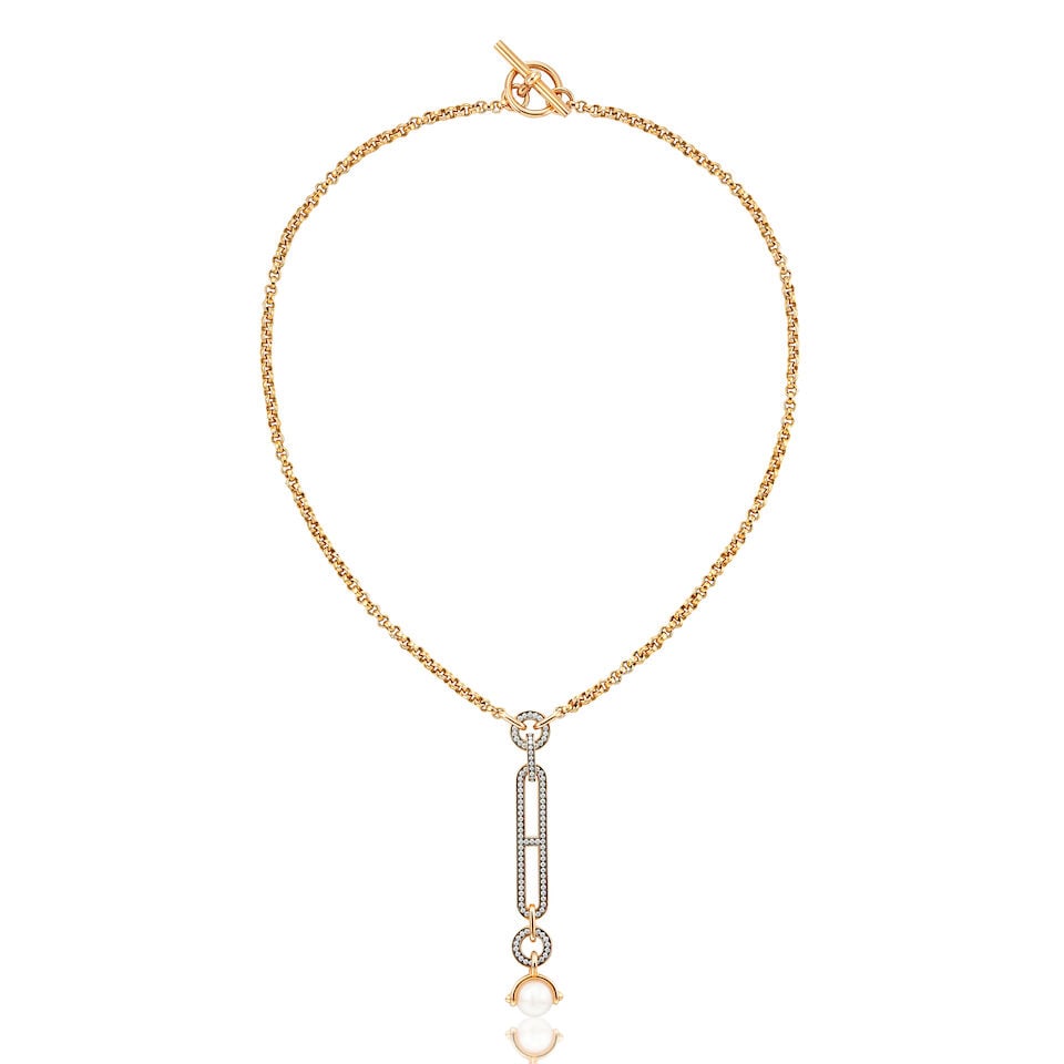 HERMÈS: CULTURED PEARL AND DIAMOND 'CHAINE D'ANCRE DANAE' NECKLACE: HERMÈS: CULTURED PEARL AND DIAMOND 'CHAINE D'ANCRE DANAE' NECKLACE 愛馬仕：養殖珍珠配鑽石「Chaine d'ancre
