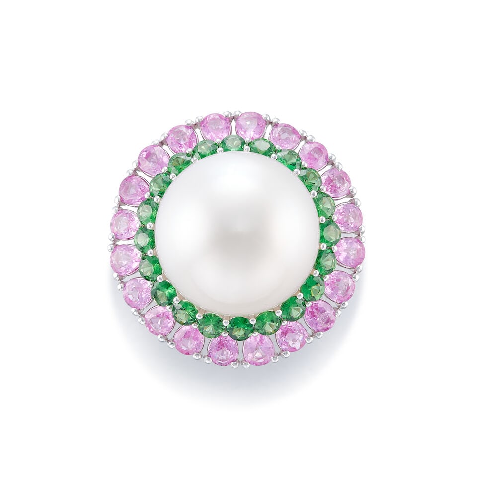 CULTURED PEARL, GEM-SET AND DIAMOND RING: CULTURED PEARL, GEM-SET AND DIAMOND RING Cultured pearl: approx. 16.75mm Metal: 18 karat white gold Ring size: 6½ Gross weight: 15.6g Footnotes: NO RESERVE 不設底價