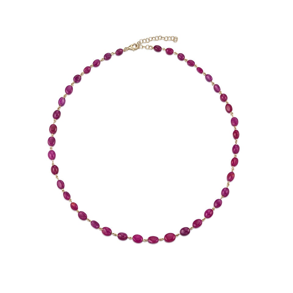 RUBY BEAD NECKLACE: RUBY BEAD NECKLACE 紅寶石項鍊 Rubies: 41pcs, approx. 58.50cts Metal: 14 karat yellow gold Length: 45.5cm Gross weight: 14.9g Footnotes: NO RESERVE 不設底