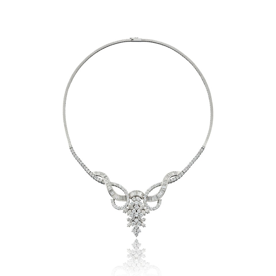 DIAMOND 'ARIES' NECKLACE: DIAMOND 'ARIES' NECKLACE 鑽石項鍊 Diamonds: approx. 10.00cts Metal: 18 karat white gold Length: 38.5cm Gross weight: 36.4g For further information on this lot please visit