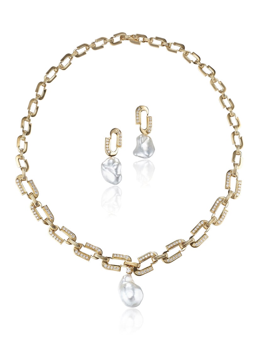 BAROQUE CULTURED PEARL AND DIAMOND PENDENT NECKLACE AND EARRING SET (2) (1 of 2)