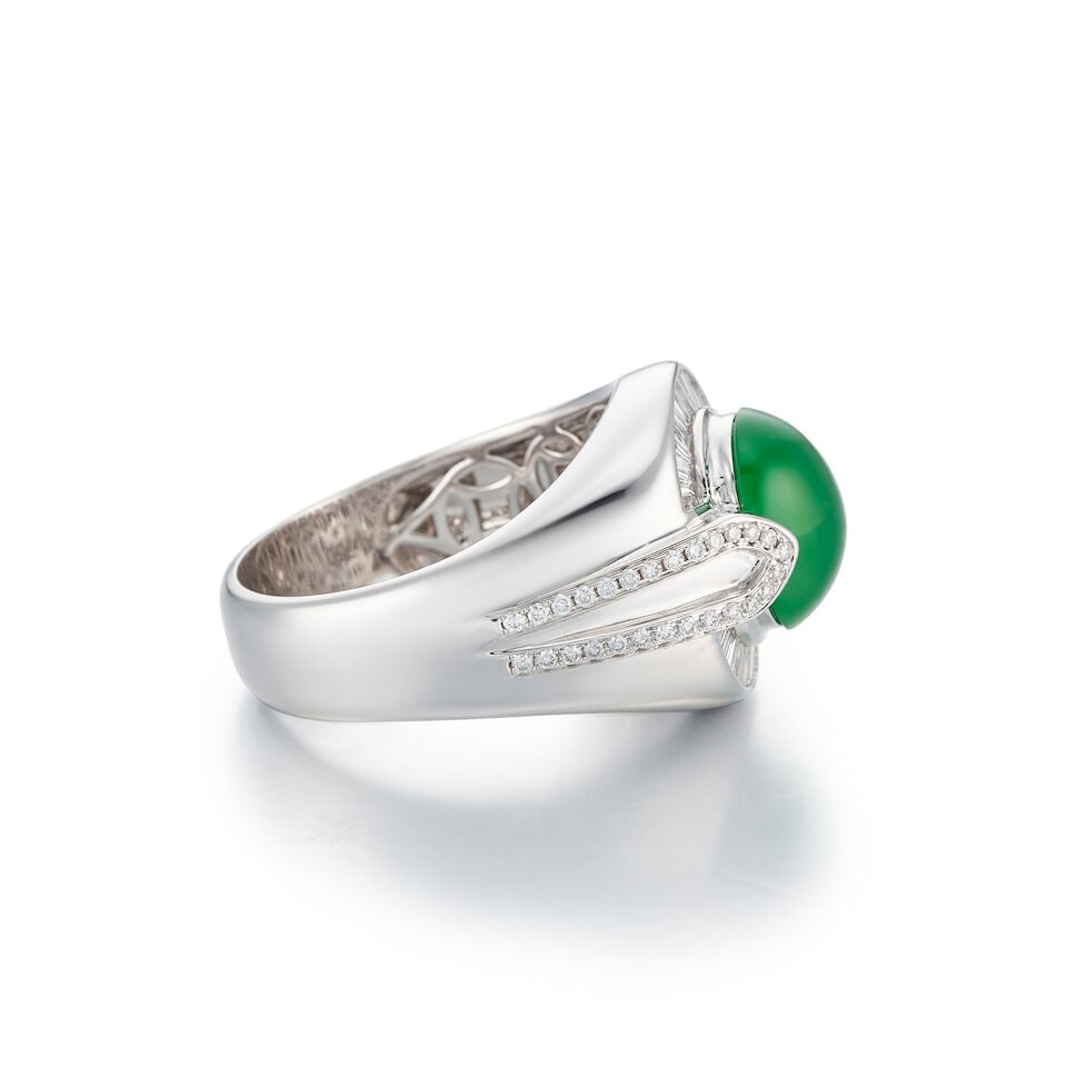JADEITE AND DIAMOND RING - 2