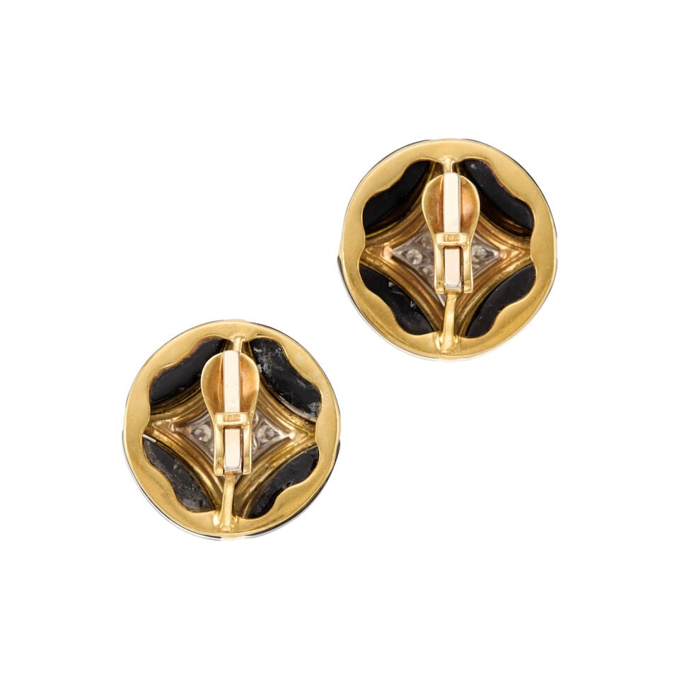 PAIR OF 18K GOLD, PLATINUM AND DIAMOND EARCLIPS - 2