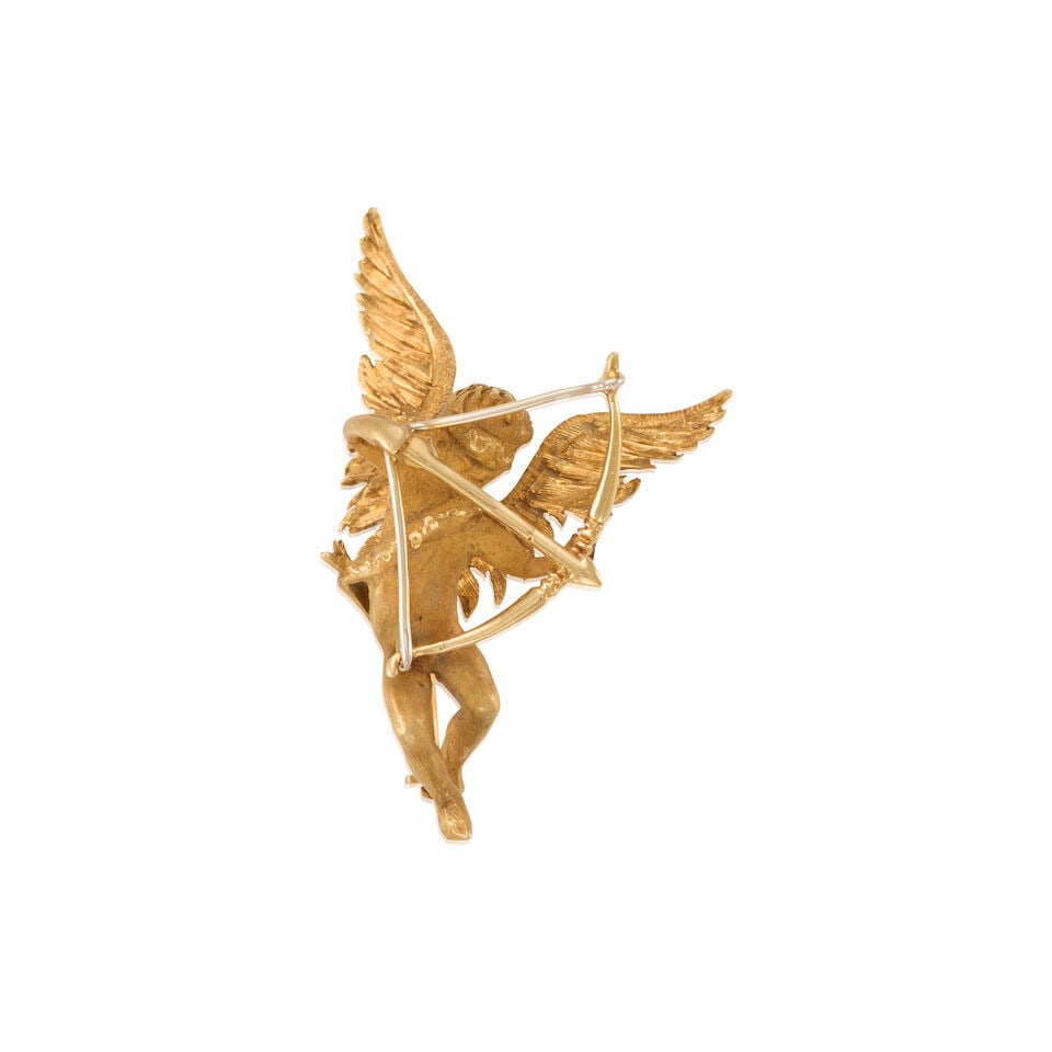 18K GOLD BROOCH: 18K GOLD BROOCH • 18K yellow gold • Stamped SHREVE • Measures 1 3/4 in. x 1 1/4 in. • Estimated gross weight: 13.3 grams Footnotes: Overall condition, very good Metal stamped