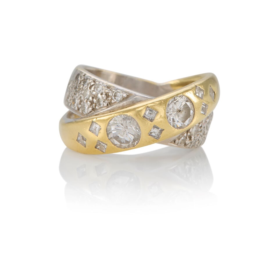 BICOLOR GOLD AND DIAMOND RING: BICOLOR GOLD AND DIAMOND RING • 16k white and yellow gold • Numerous round and square-cut diamonds weighing approximately 1.00 - 1.10 carat total • Size 6 • Estimated gross wei