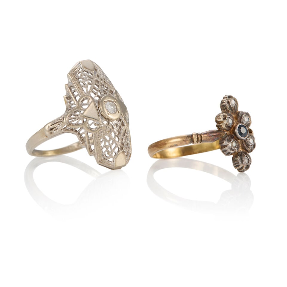 TWO ANTIQUE GOLD RINGS - 2