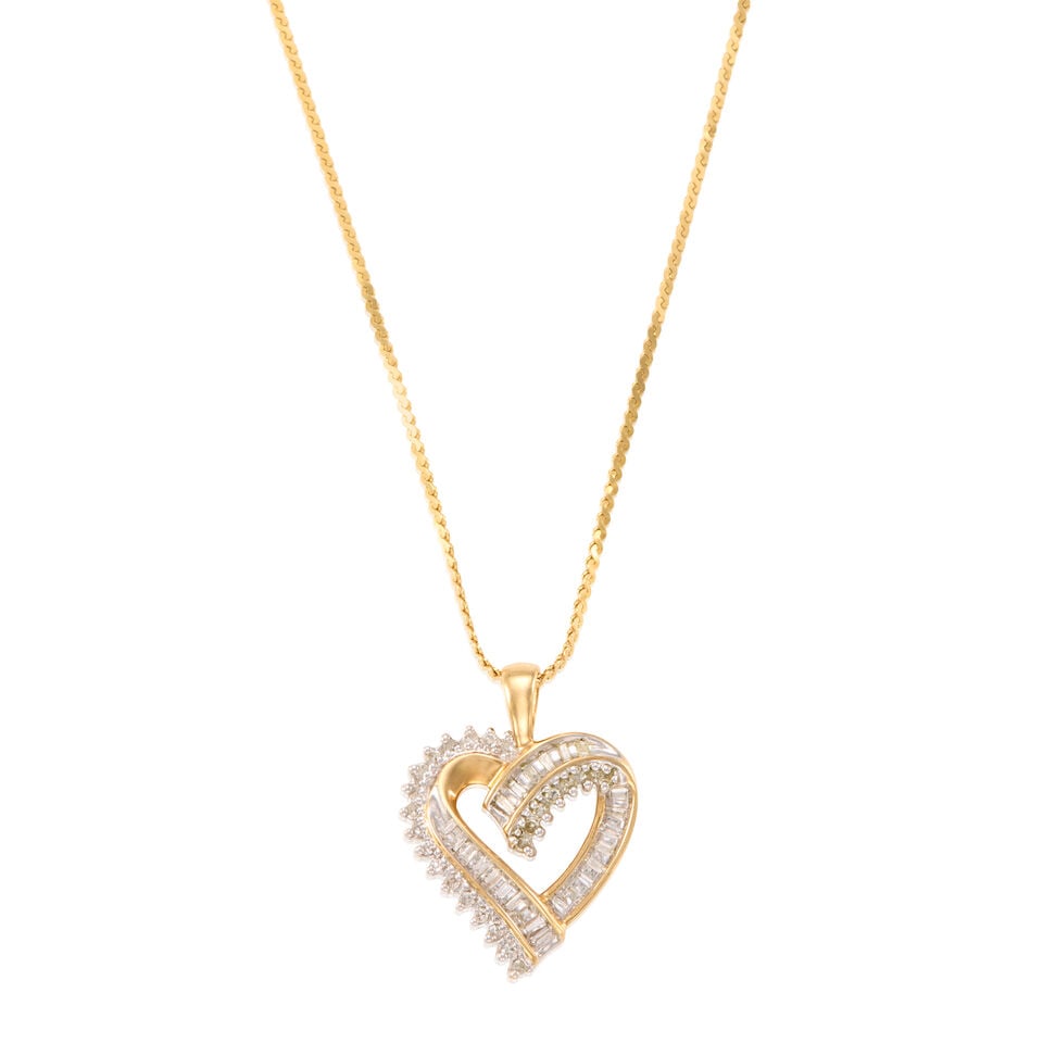 GOLD AND DIAMOND HEART PENDANT NECKLACE (1 of 2)