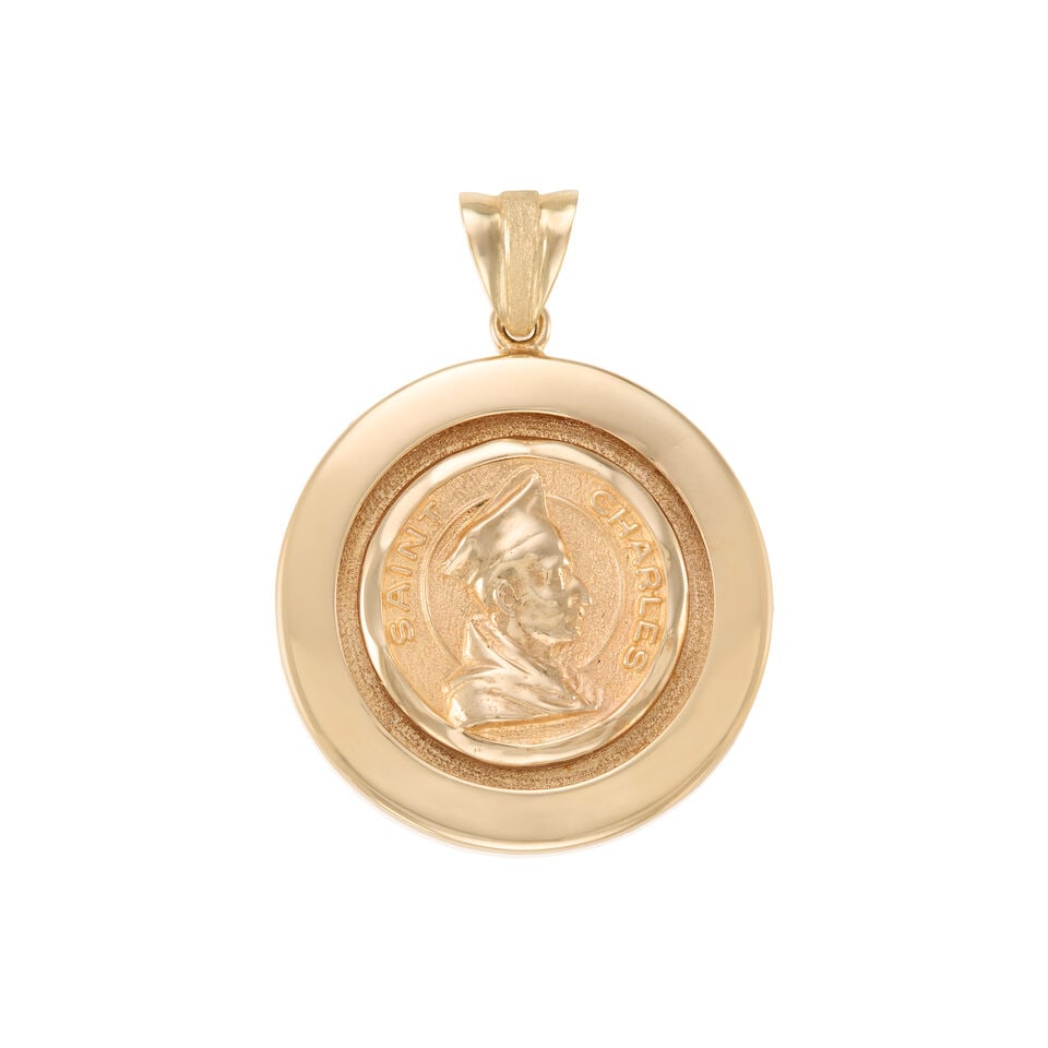 14K GOLD PENDANT: 14K GOLD PENDANT • 14k yellow gold • Large personal inscription on back of pendant • Measures 1 3/8 x 1 3/8 in. • Estimated gross weight: 18.3 grams Footnotes: Overall
