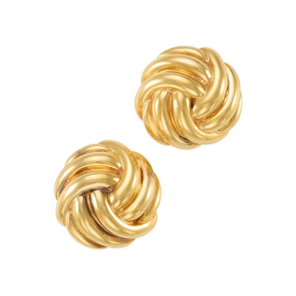 PAIR OF 18K GOLD EARCLIPS (1 of 2)