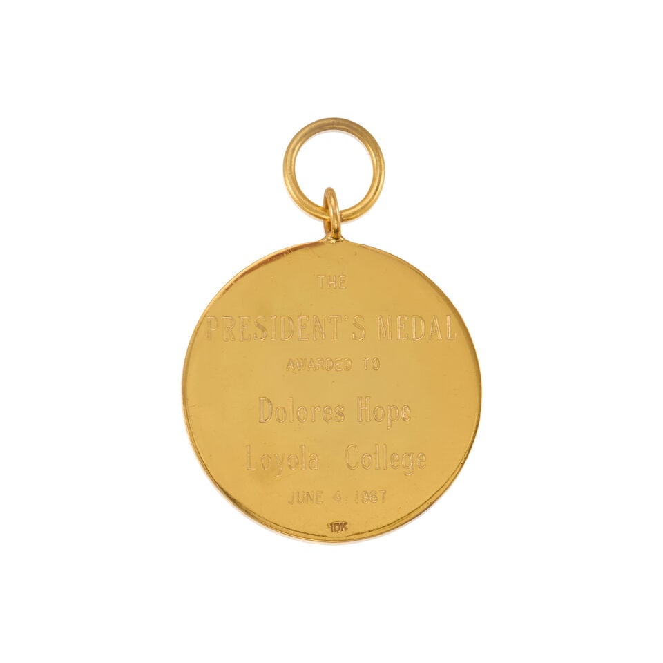 10K GOLD MEDALLION PENDANT - 2