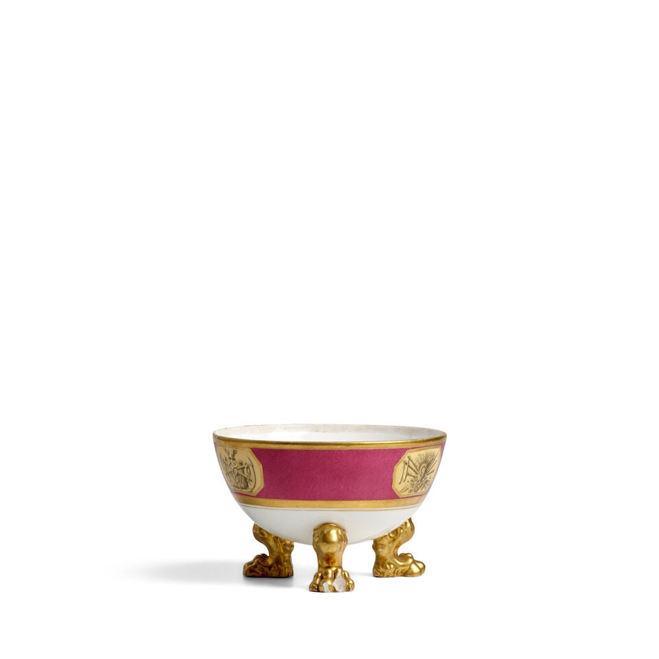 A Monroe Service Porcelain Amaranth and Gilt Decorated Bowl. Paris: Pierre Louis Dagoty & Edouar... - 2
