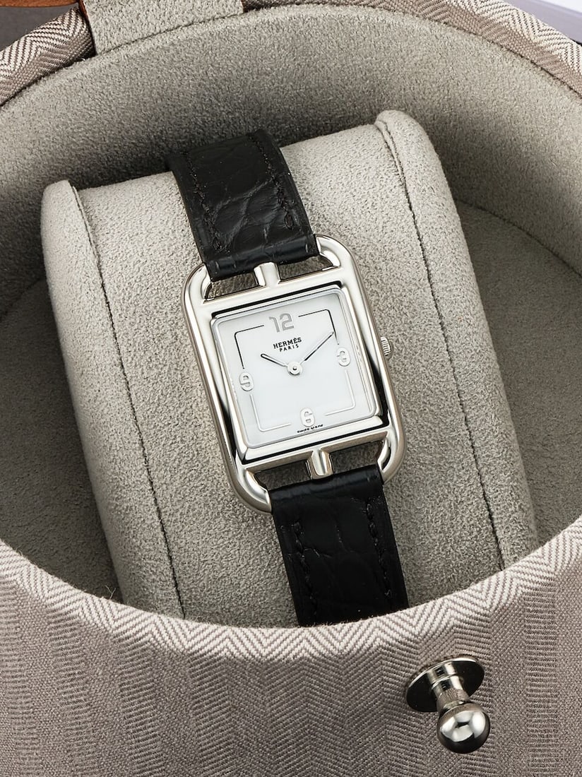 [NO RESERVE] HERMÈS | CAPE COD, REF.CC.1.210C, A BRAND NEW STAINLESS STEEL WRISTWATCH, CIRC...: [NO RESERVE] HERMÈS | CAPE COD, REF.CC.1.210C, A BRAND NEW STAINLESS STEEL WRISTWATCH, CIRCA 2026 Case No: 3829573 Calibre: Quartz, signed Dial: White, signed Case: 23.5 x 33mm (including lugs), 