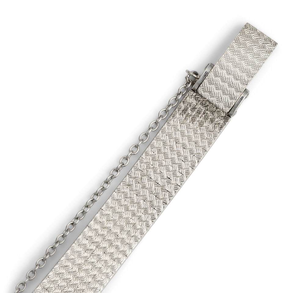 Omega. A lady's 18K white gold diamond set automatic bracelet watch De Ville, Circa 1990 - 2