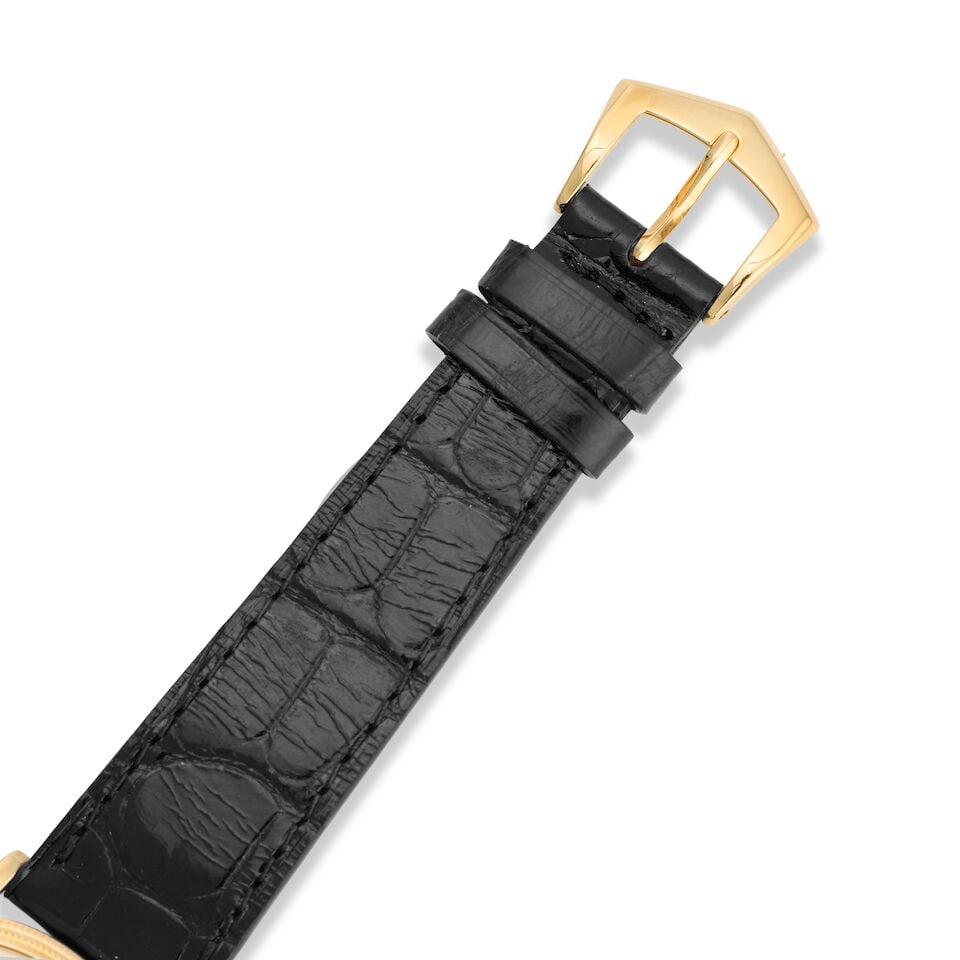 Patek Philippe. An 18K gold automatic calendar wristwatch Calatrava, Ref: 3802/200, Circa 1999 - 2