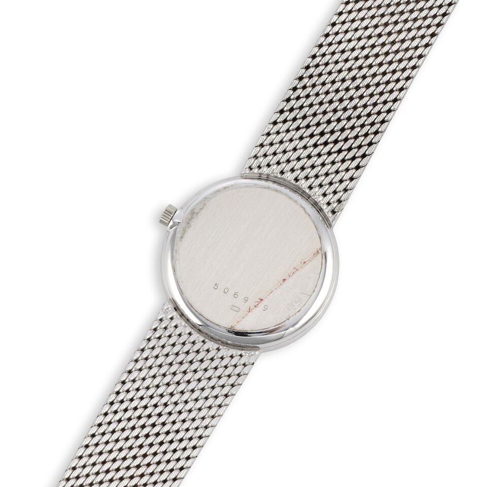 Vacheron Constantin. A lady's 18K white gold manual wind bracelet watch Ref: 6898, Circa 1970 - 3