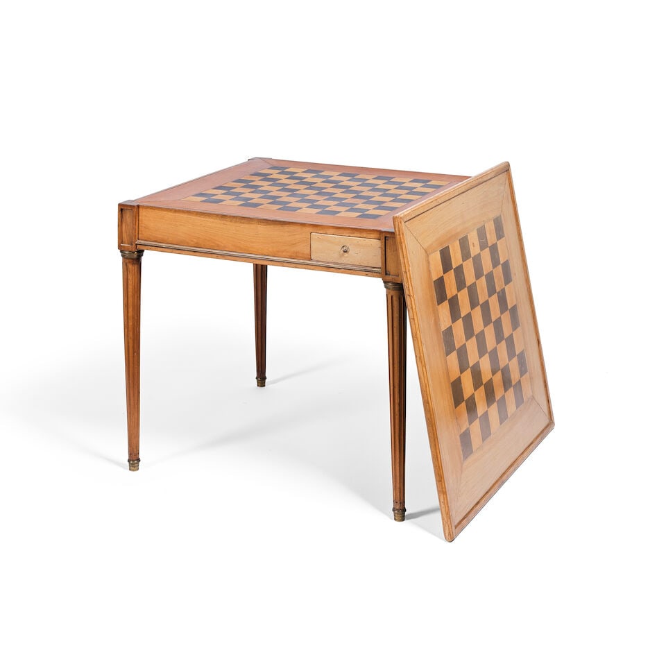 Table à jeux de forme quadrangulaire de style Louis XVIA quadrangular Louis XVI-style table... - 2