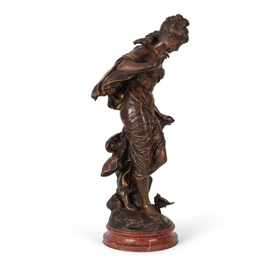 Auguste Louis Mathurin Moreau (1834-1917)Figure en bronze représentant 'Jeune Femme à ... - 2
