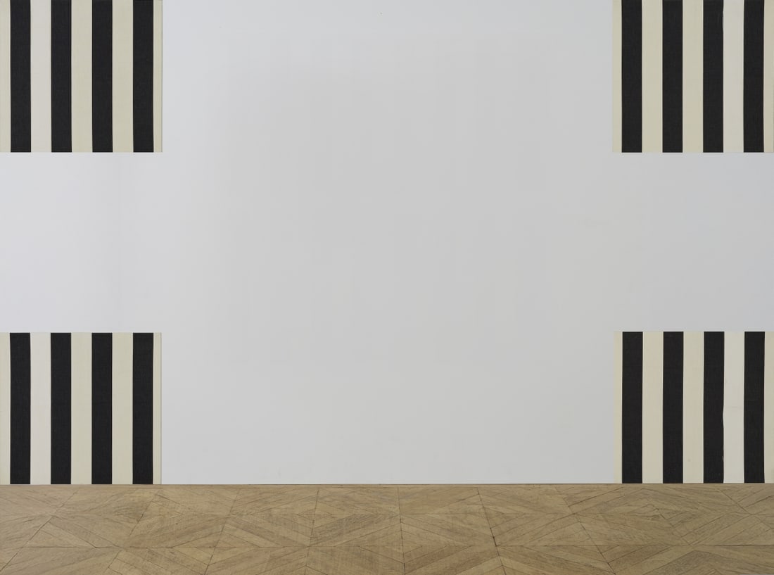 DANIEL BUREN (N. 1938) Un carré en quatre carrés pour un mur. Un travail peint en qua... (1 of 1)