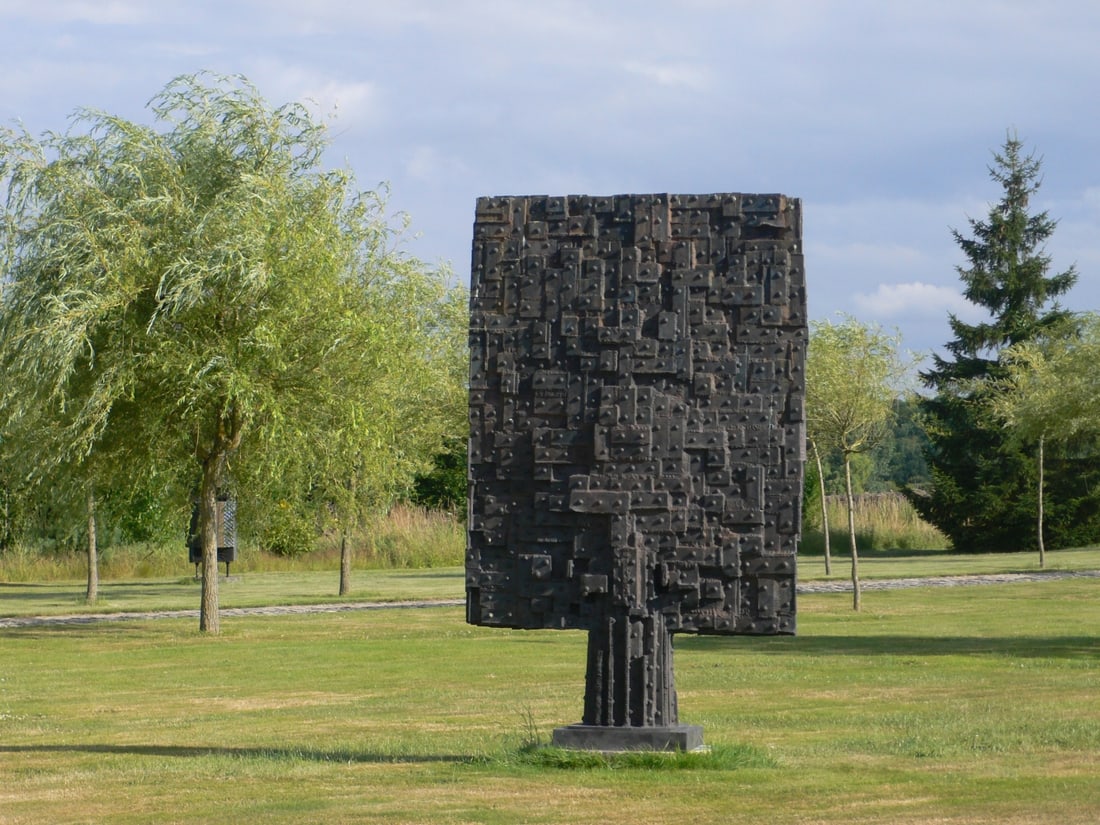 CÉSAR (CÉSAR BALDACCINI) (1921-1998) Hommage à Eiffel 1991 (1 of 1)