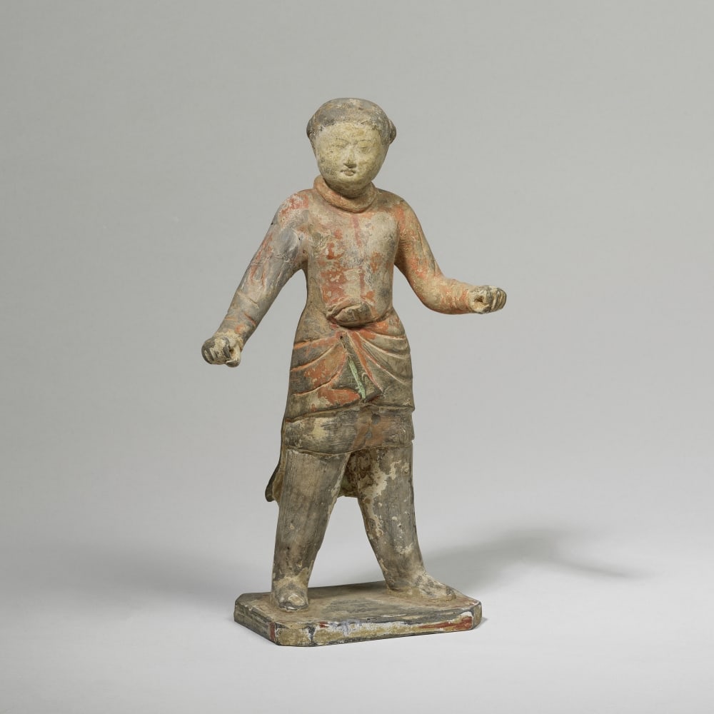 STATUETTE DE PALEFRENIER EN TERRE CUITE POLYCHROME Dynastie Tang (618-907) (1 of 1)
