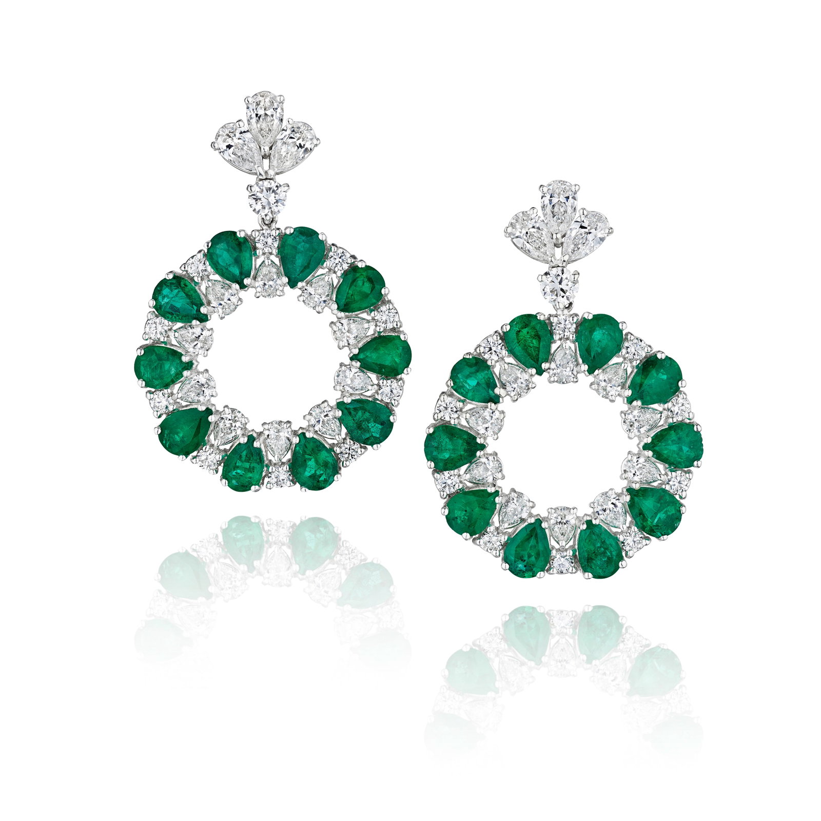 A PAIR OF EMERALD AND DIAMOND EARRINGS (1 of 1)