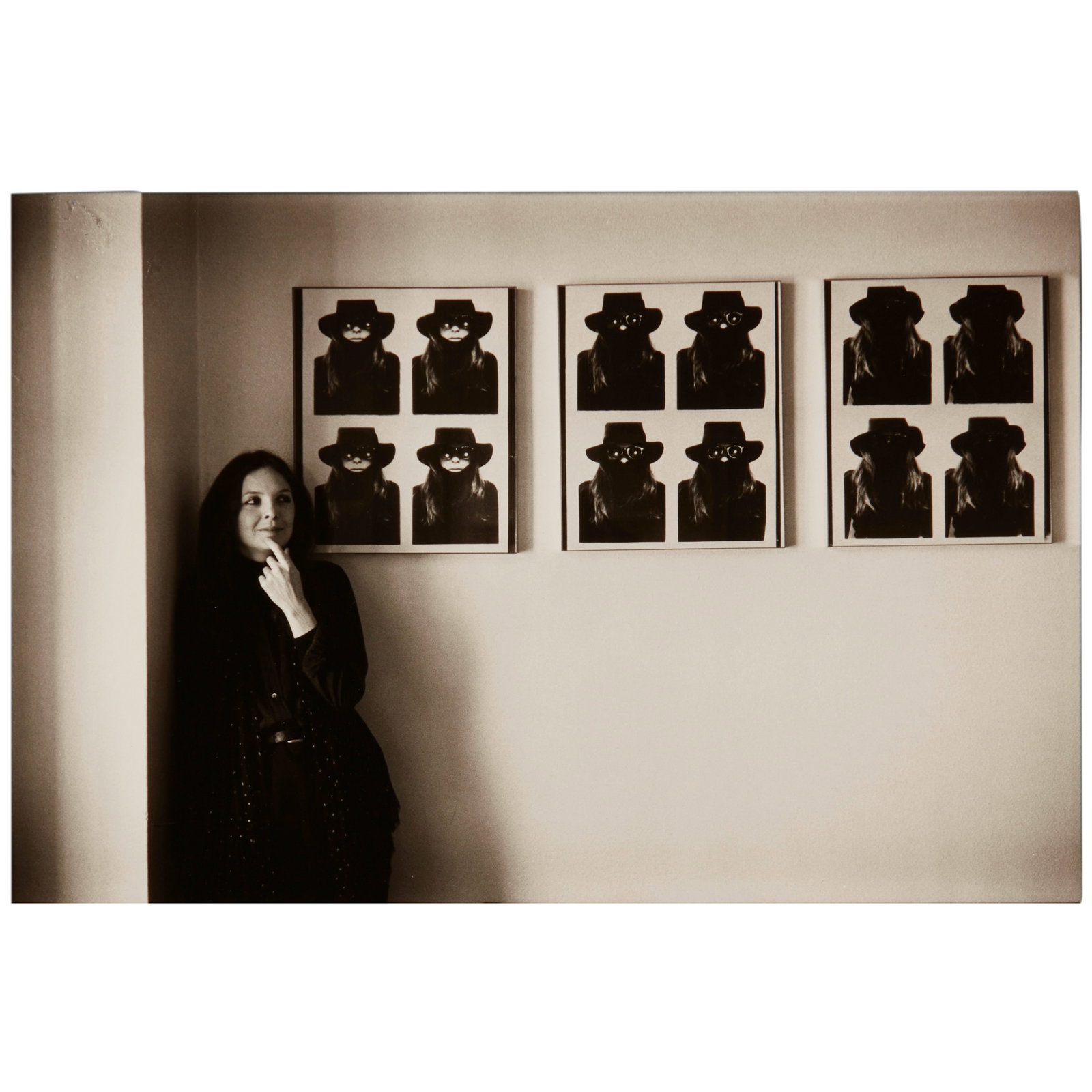 A BLACK AND WHITE PHOTOGRAPH OF DIANE KEATON (1 of 1)
