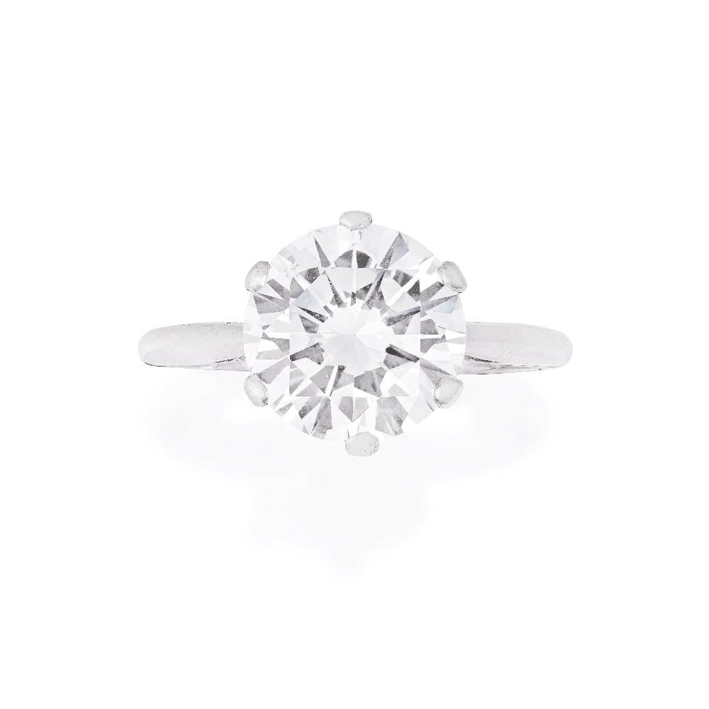 DIAMOND SINGLE-STONE RING (1 of 1)