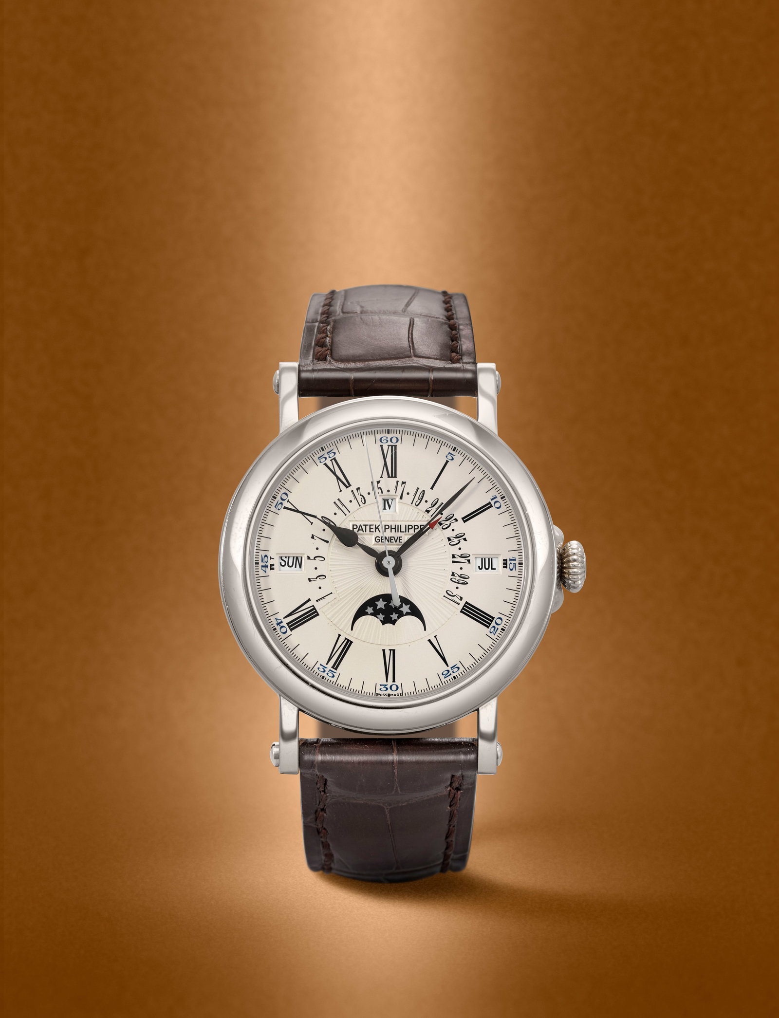 Patek Philippe. A fine 18K white gold automatic perpetual calendar wristwatch with moon phase, l... (1 of 1)