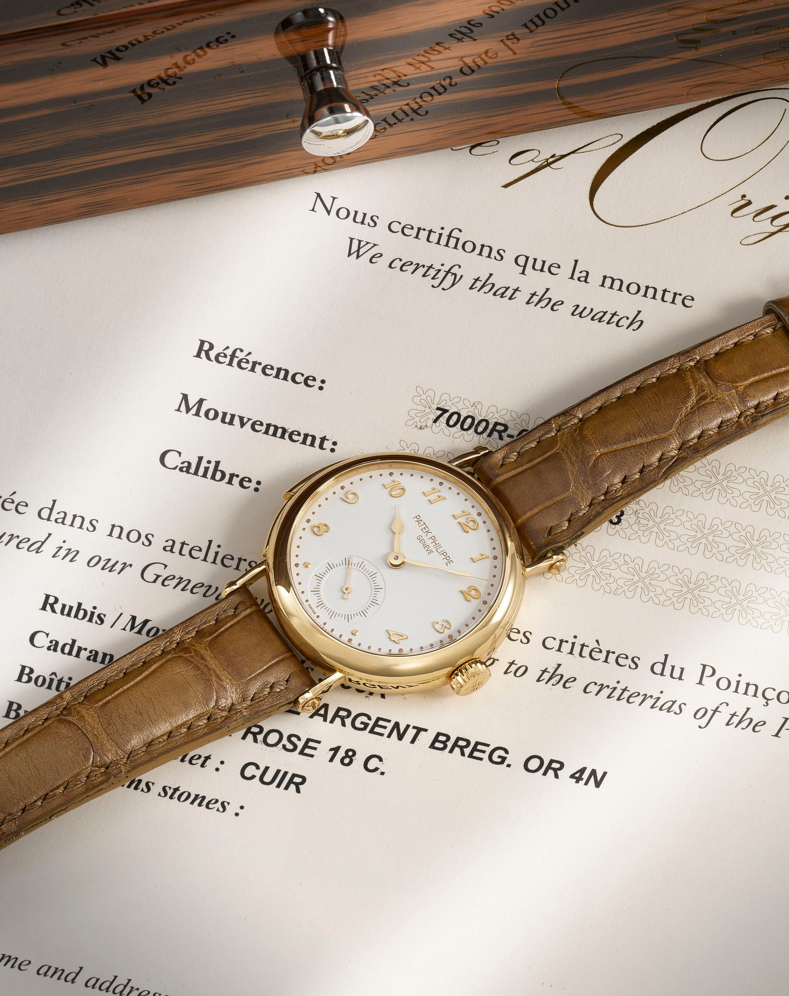 Patek Philippe. A very fine and rare mid-size 18K rose gold automatic minute repeating wristwatc... (1 of 1)