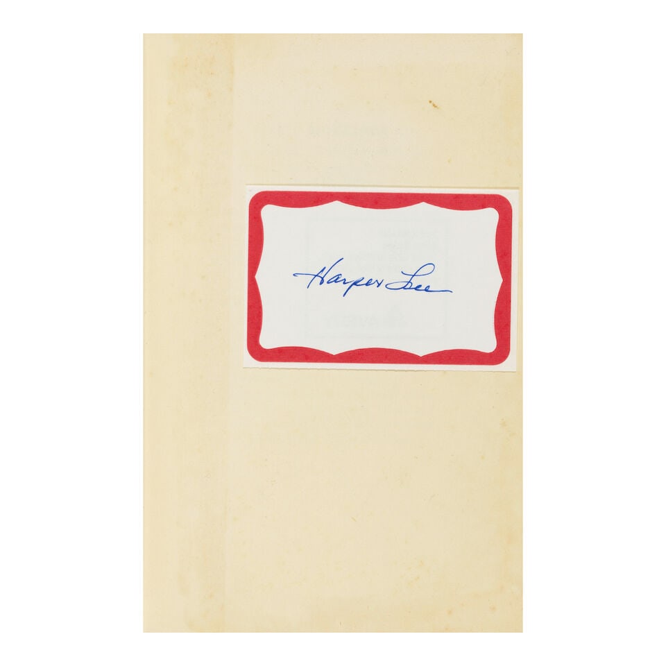 LEE, HARPER. 1926-2016. To Kill a Mockingbird. London: Heinemann, [1960]. - 2